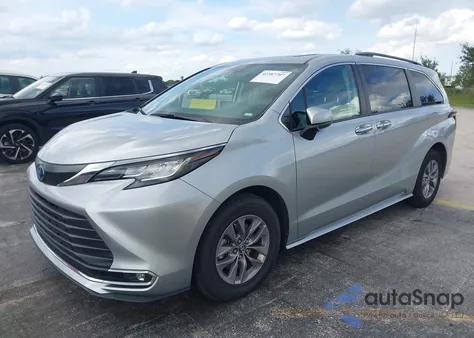 2023 Toyota Sienna Xle z USA, uszkodzony, nr VIN 5TDYRKEC9PS171845